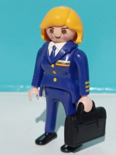 Playmobil figure pilot - playmobil,