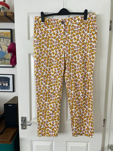 Retro floral crop slim - crop,