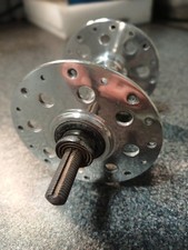 Large Flange Vintage 32 Spoke