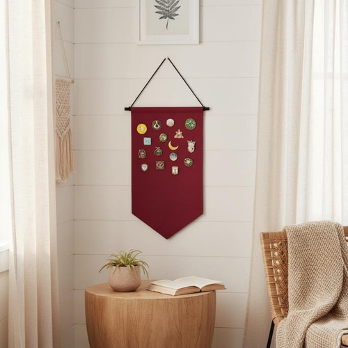Badge display pennant - badge,