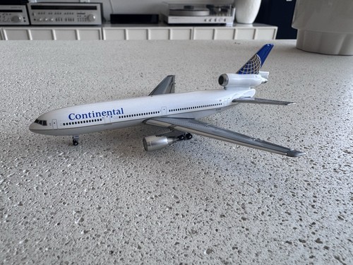 400 gemini jets continental - 1:400,