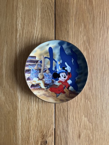 Mickey mouse disneyworld plate - mickey,