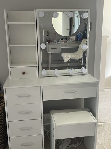 White dressing table - table, light-up