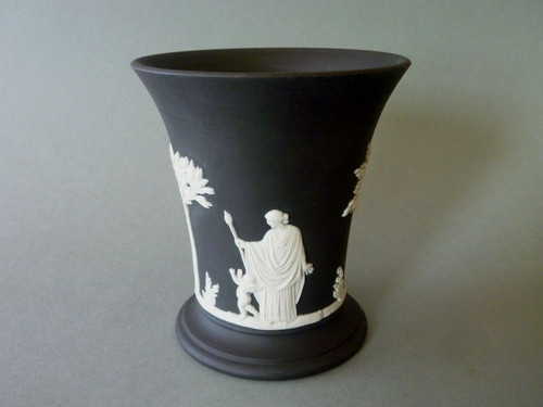 Wedgwood jasperware black vase - jasperware,