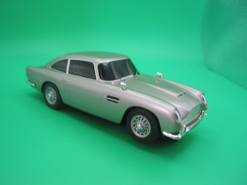 Scalextric aston martin - scalextric,