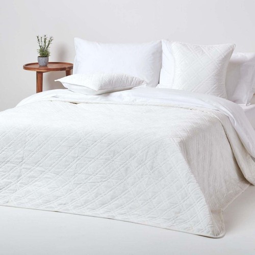 Cream velvet bedspread quilted - cream,