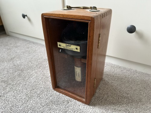 Vintage brass sestrel - ,