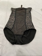 Marilyn Monroe Intimates Women's Shapewear Super Sexy Bodysuit, Open Bust Size M