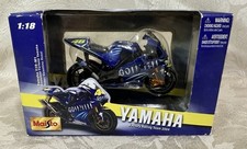 Maisto - 46 Valentino Rossi - Yamaha YZR-M1 2004 - 1:18 Scale Model - Boxed
