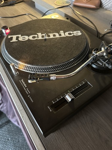 Technics 1210mk2 turntable - sl-1210mk2,