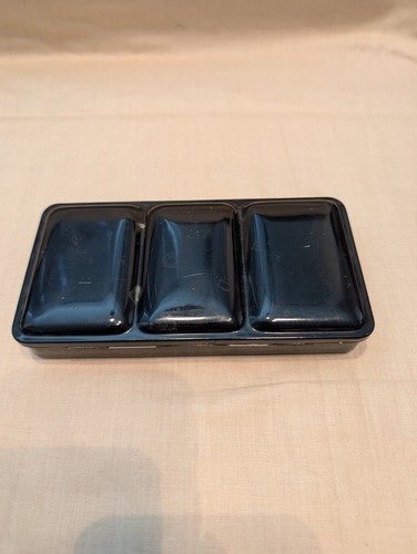 Vintage japanned tin - japanned, paint