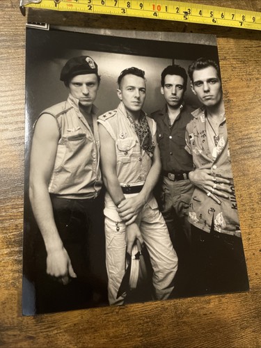 Press still photographs - still, the