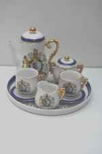 A LOVELY QUEEN'S GOLDEN