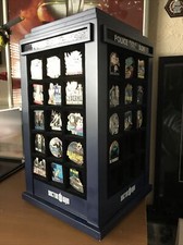 DANBURY MINT DOCTOR WHO Tardis Holder & Part Pin Badge Collection (25 off)