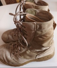 Magnum Amazon Boots Size 7 Uk. Magnum Desert Boots. Suede/Canvas. 