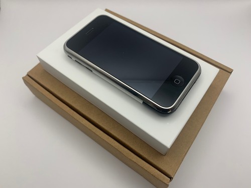Apple iphone 8gb 1st - iphone,