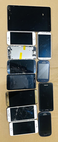 Apple huawei samsung sony - samsung,
