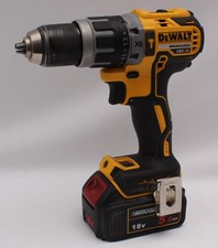 DeWalt DCD796 XR 18v Cordless Combi Drill with 5.0Ah Battery (U)