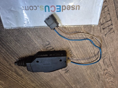 Saab 9000 door lock latch - saab, 9000,