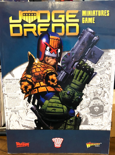 Judge dredd miniatures game - judge,