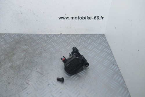 Right brake master - master, cylinder
