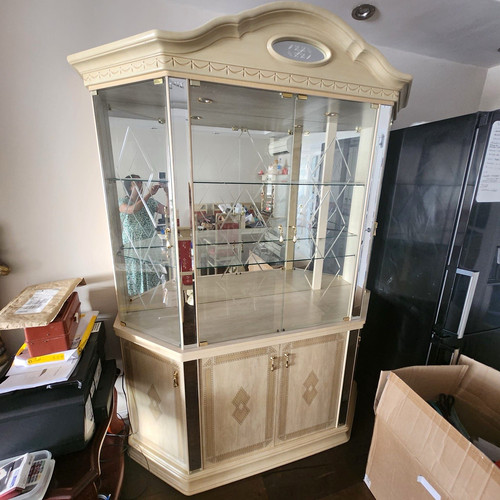 Beige freestanding glass - freestanding, front