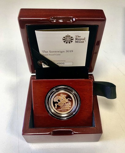 Royal mint 2019 - royal, gold