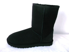 Ugg Australia Men's Classic  Short Black Sheepskin Boots Size 9.5 UK BNWOB