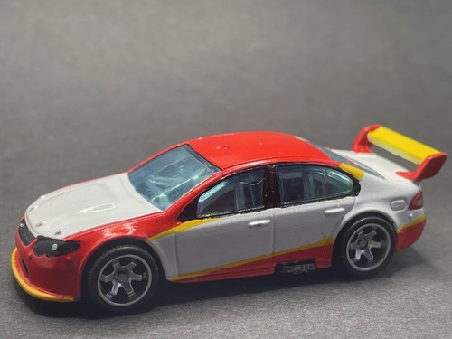 Hot wheels ford - falcon, race