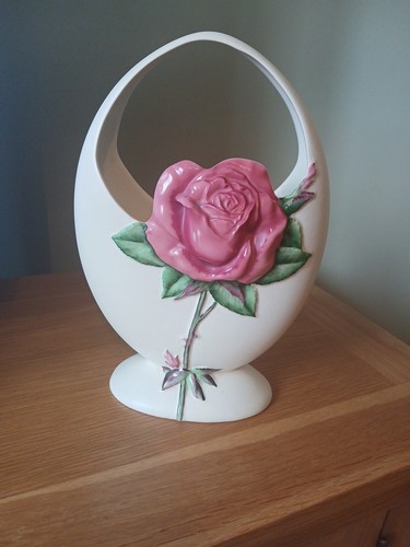 Beswick vintage rosebowl with - vintage,
