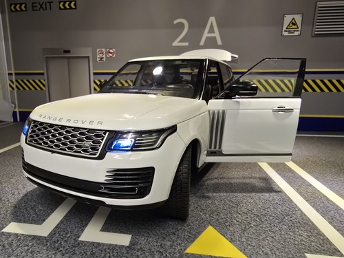 Range rover white l405 - 1:18,