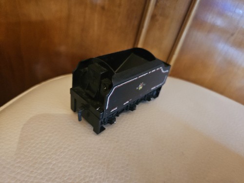Hornby triang train - hornby, r30
