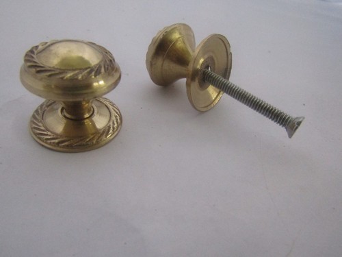 Pack brass cabinet - of,