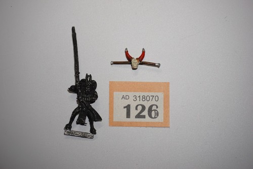 Warhammer beastmen standard - warhammer,