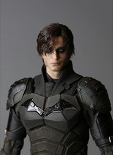 In Hand INART The Batman 1:6