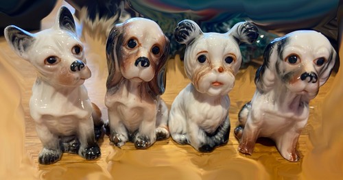 Collection sitting puppies - x4,