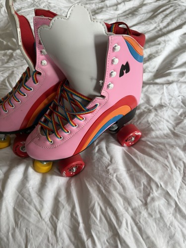 Moxi roller skates 8 - moxi,