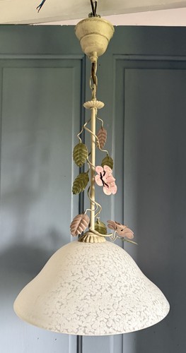 Vintage french chic ceiling - vintage,