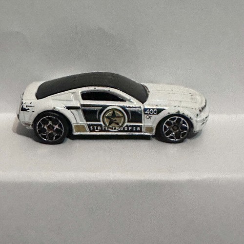 White state trooper mustang - trooper,