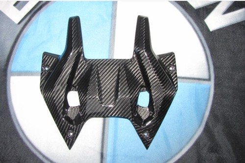 Carbon fiber rear center - rear,