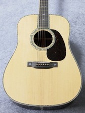 Martin D-42 Modern Deluxe