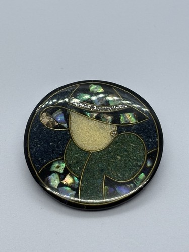 Vintage 1970s lee sands brooch - lee,