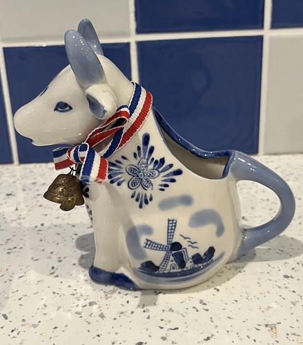 Vtg hand painted delft - vtg, blue