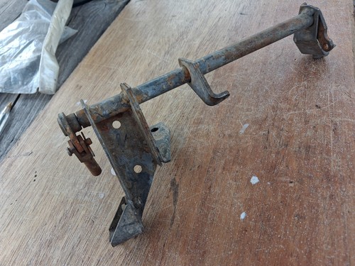 Jaguar type throttle linkage - e-type,