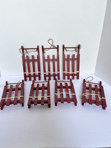 Lot red wood miniature - of,