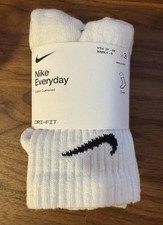 (LOT OF 2) Nike Everyday