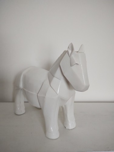 Vintage stylized white - stylized, ceramic