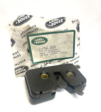 NEW GENUINE RANGE ROVER CLASSIC LOWER TAILGATE LATCH - MWC2638