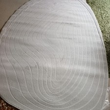 Ragolle pebble rug. sculpted