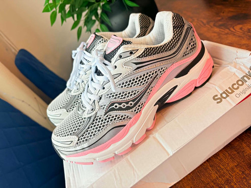 Saucony low top - saucony,